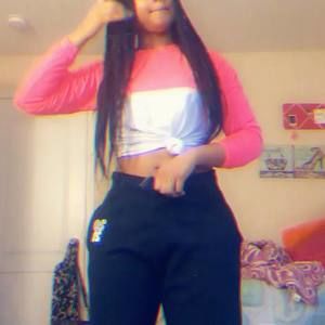 Meet your Posher, Sharita